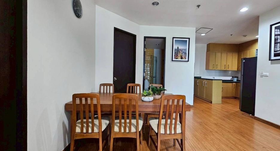 For rent 3 ベッドルーム condo in Khlong Toei, Bangkok