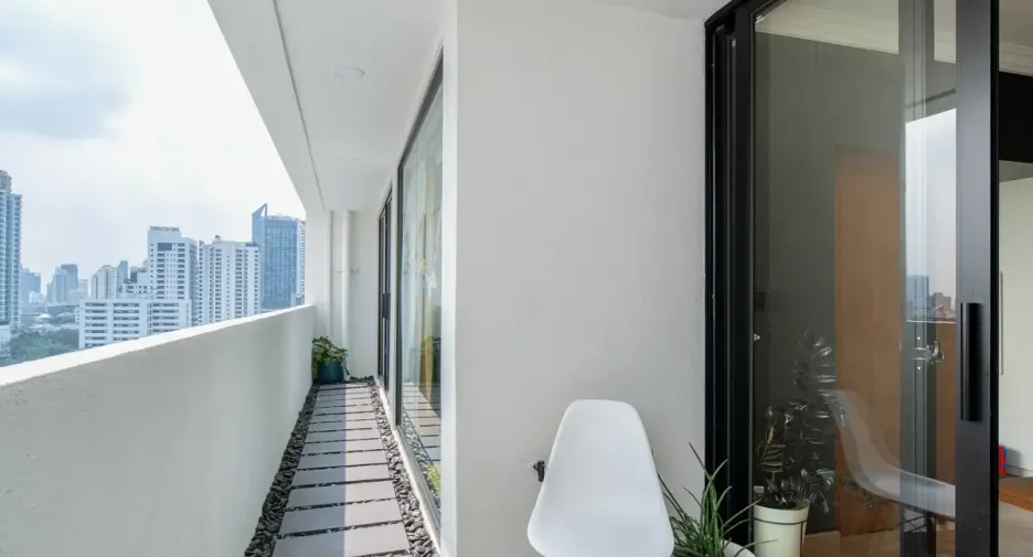 Condo en alquiler de 3 habitaciones en Watthana, Bangkok