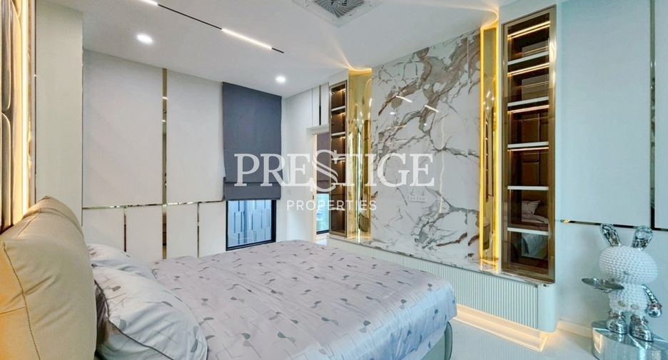 For sale 4 ベッドルーム house in Bang Lamung, Chonburi