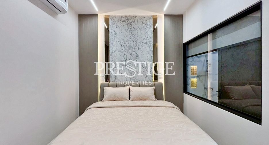 For sale 4 ベッドルーム house in Bang Lamung, Chonburi