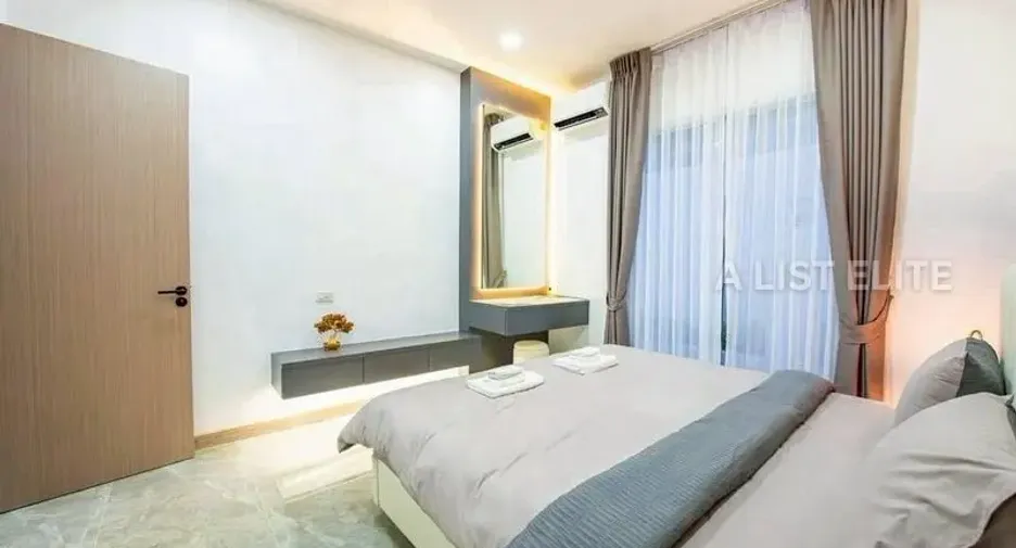 For rent 4 bedrooms house in Bang Lamung, Chonburi