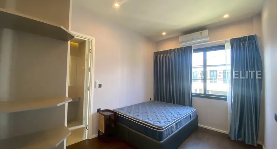 Haus zur Miete mit 4 Zimmer in Bang Lamung, Chonburi