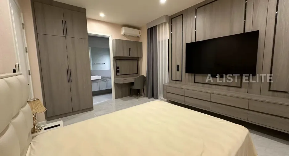 Haus zum Kauf mit 4 Zimmer in Bang Lamung, Chonburi