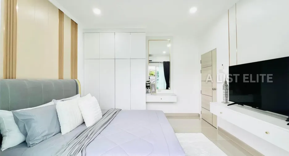 Haus zum Kauf mit 5 Zimmer in Bang Lamung, Chonburi
