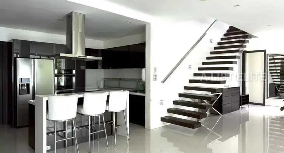 For rent 5 bedrooms house in Bang Lamung, Chonburi