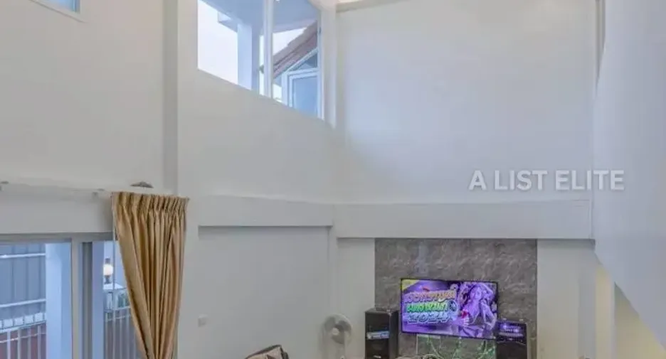For rent 5 bedrooms house in Bang Lamung, Chonburi