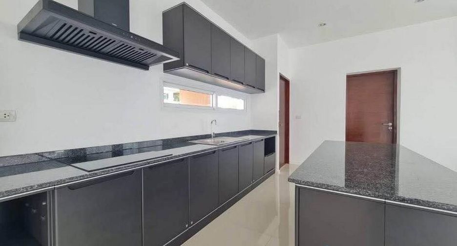 Продажа 5 спальни дом в Банг Ламунг, Чонбури
