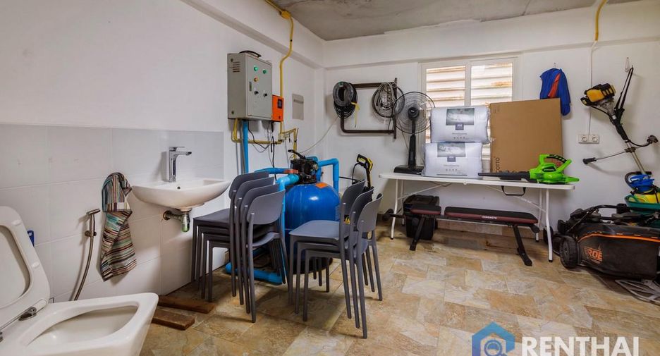 For sale 2 ベッドルーム house in Bang Lamung, Chonburi