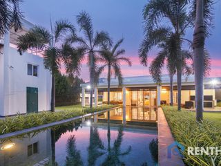 Haus zum Kauf mit 2 Zimmer in Bang Lamung, Chonburi