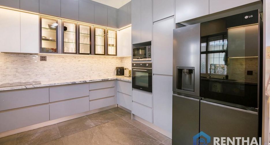 For sale 2 ベッドルーム house in Bang Lamung, Chonburi