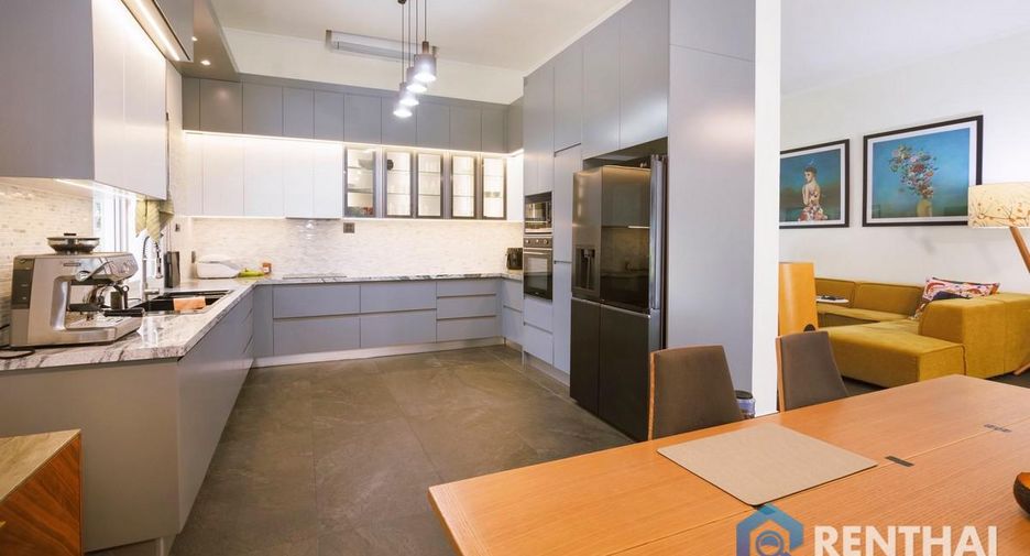 For sale 2 ベッドルーム house in Bang Lamung, Chonburi