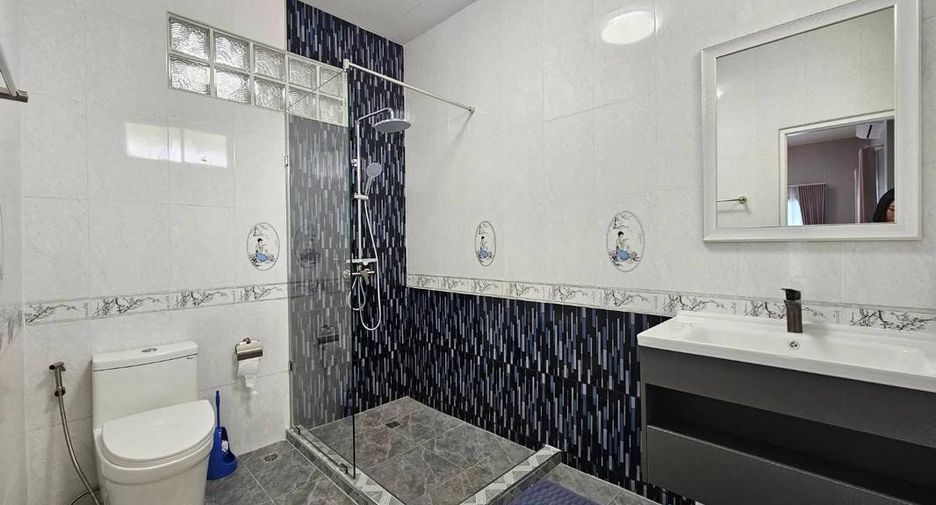 À vendre 3 chambres maison à Sattahip, Chonburi