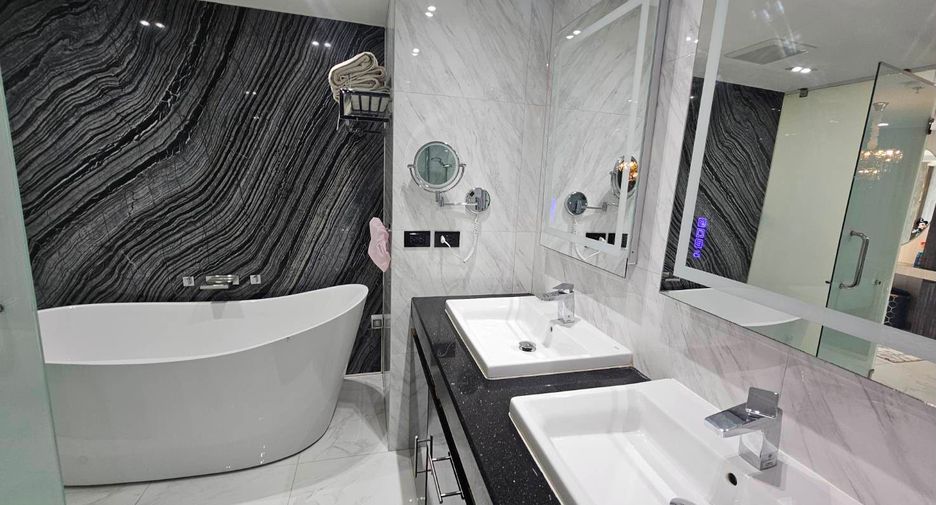 Condo en venta de 2 habitaciones en Central Pattaya, Pattaya