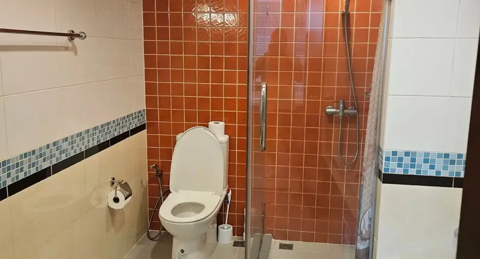 Wohnung zur Miete mit 3 Zimmer in Khlong Toei, Bangkok