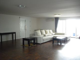 Condo en venta de 3 habitaciones en Watthana, Bangkok