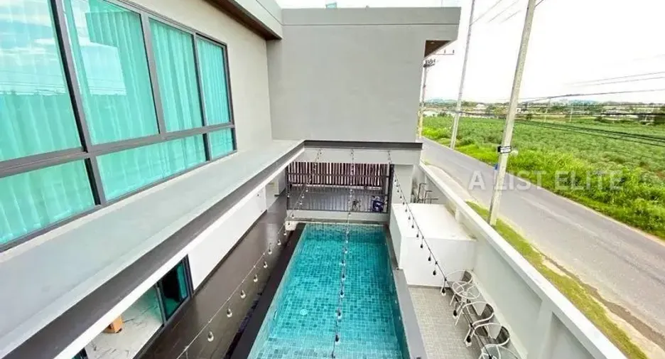 Haus zur Miete mit 6 Zimmer in Bang Lamung, Chonburi