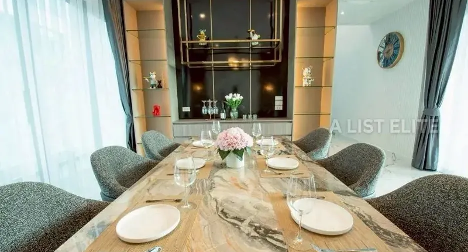 Haus zur Miete mit 6 Zimmer in Bang Lamung, Chonburi