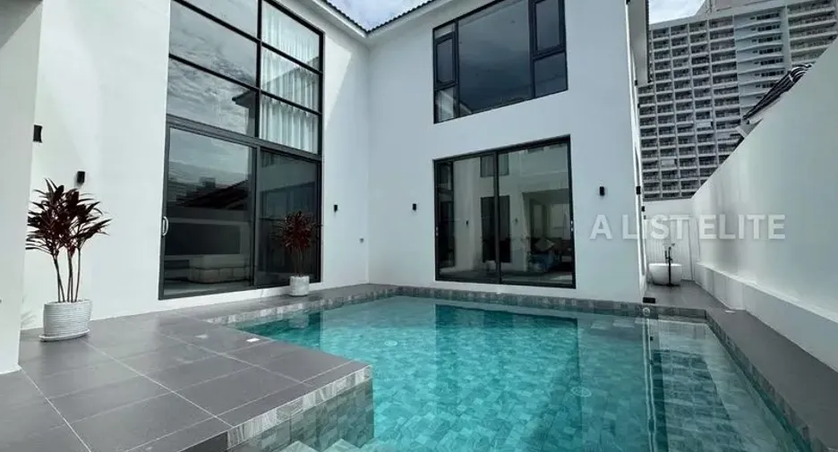 Haus zur Miete mit 4 Zimmer in Bang Lamung, Chonburi