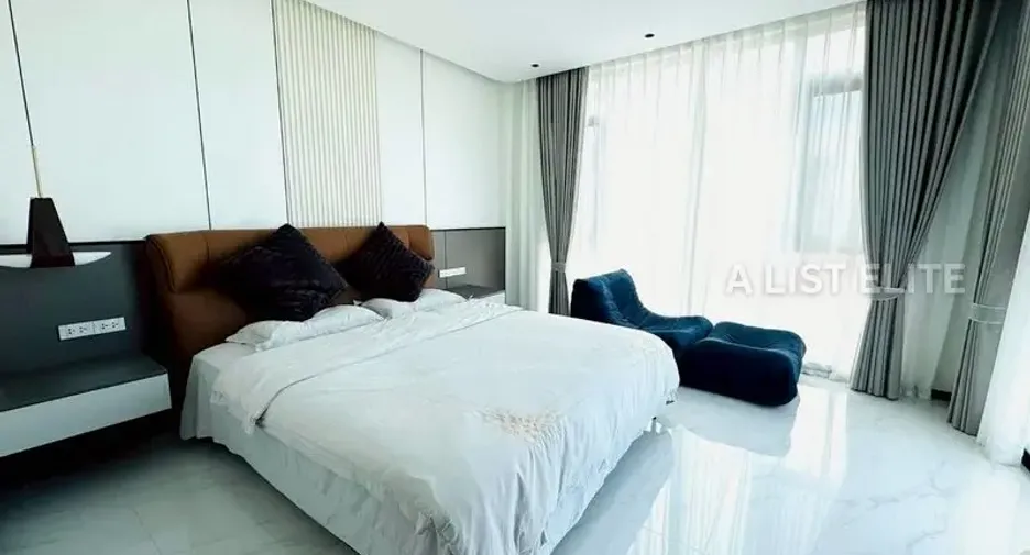 Haus zur Miete mit 4 Zimmer in Bang Lamung, Chonburi