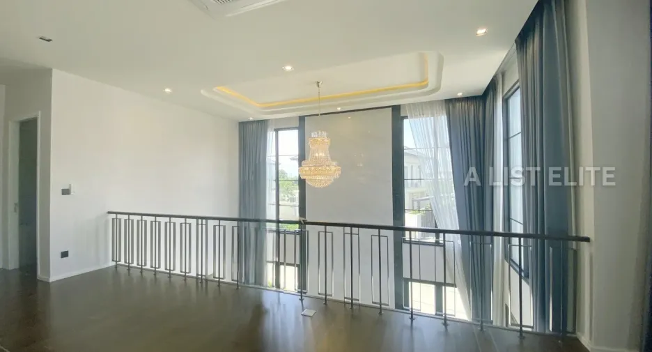 For rent 4 bedrooms house in Bang Lamung, Chonburi