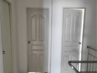 Casa adosada en venta de 3 habitaciones en Pluak Daeng, Rayong