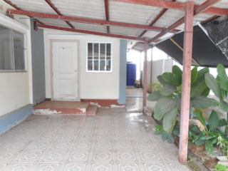 À vendre 2 chambres maison à Si Racha, Chonburi