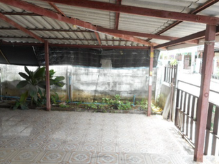 À vendre 2 chambres maison à Si Racha, Chonburi