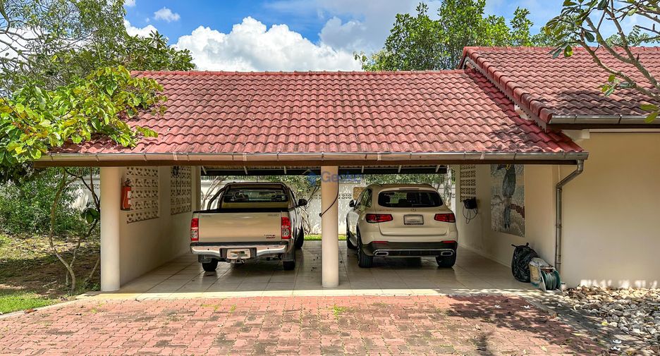 For sale 7 bedrooms house in Bang Lamung, Chonburi