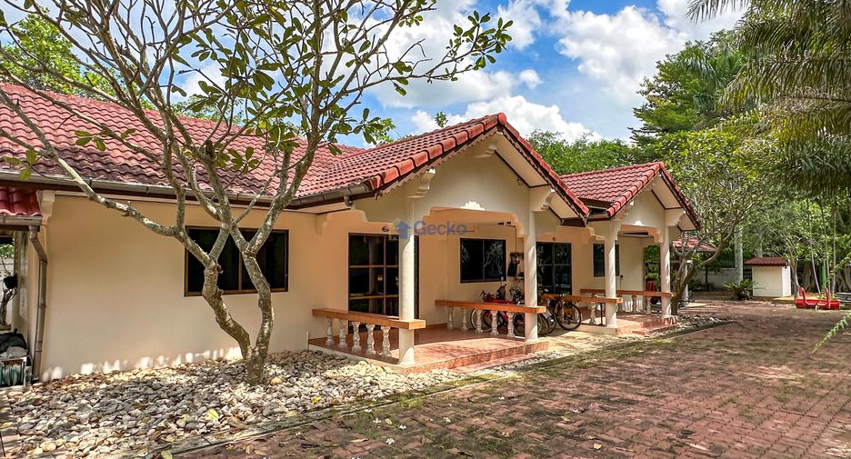 For sale 7 bedrooms house in Bang Lamung, Chonburi