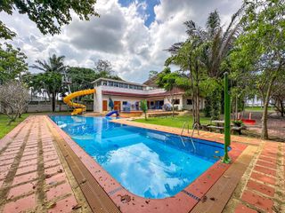 Casa en venta de 7 habitaciones en Bang Lamung, Chonburi