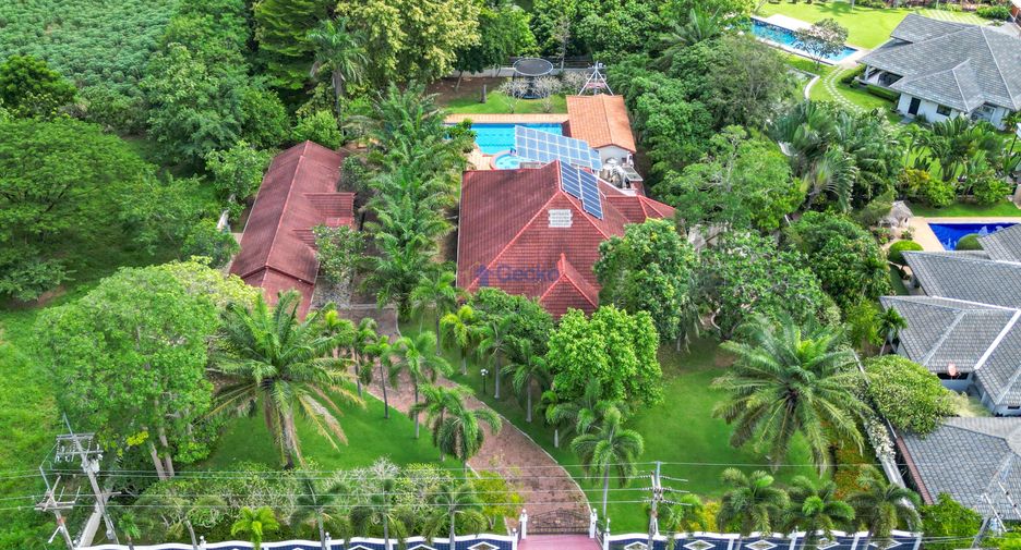 For sale 7 bedrooms house in Bang Lamung, Chonburi