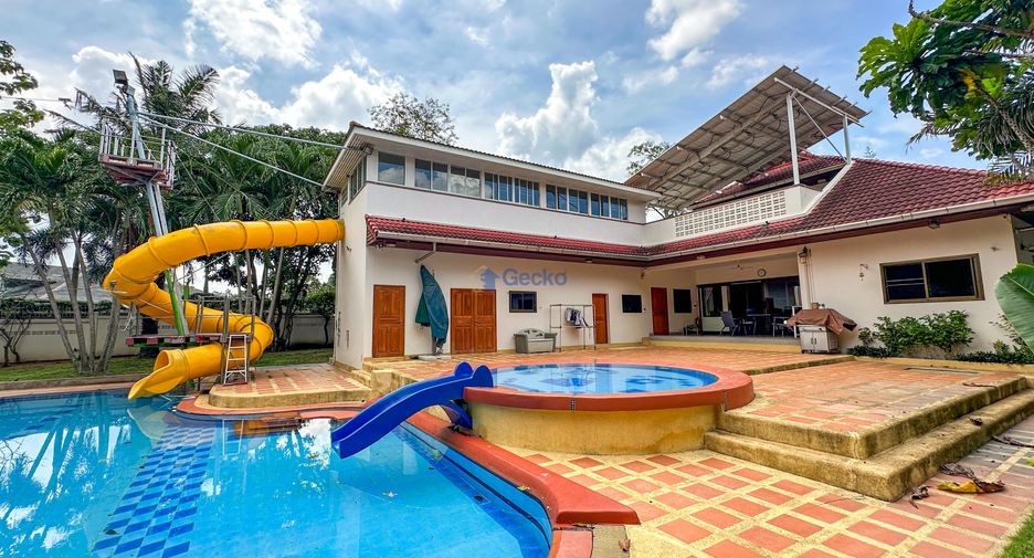 For sale 7 bedrooms house in Bang Lamung, Chonburi