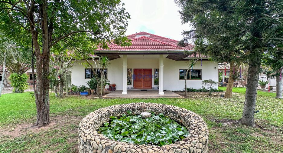 For sale 7 bedrooms house in Bang Lamung, Chonburi