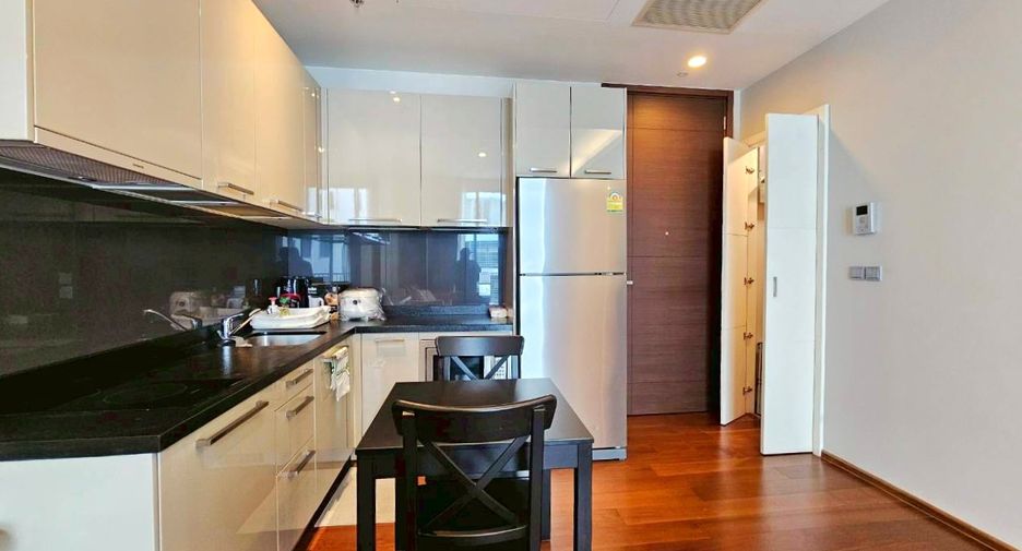 For rent 1 bed condo in Watthana, Bangkok