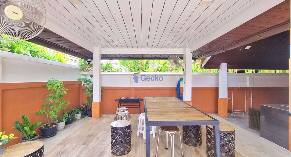 For sale 3 bedrooms house in Sattahip, Chonburi