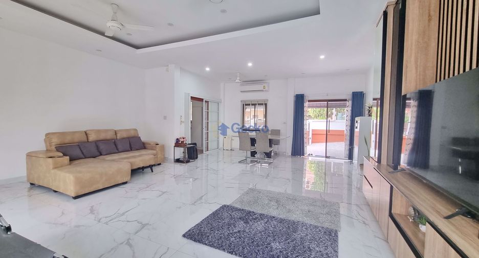 For sale 3 bedrooms house in Sattahip, Chonburi