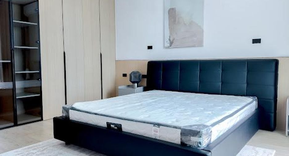 For sale 5 bedrooms house in Bang Lamung, Chonburi
