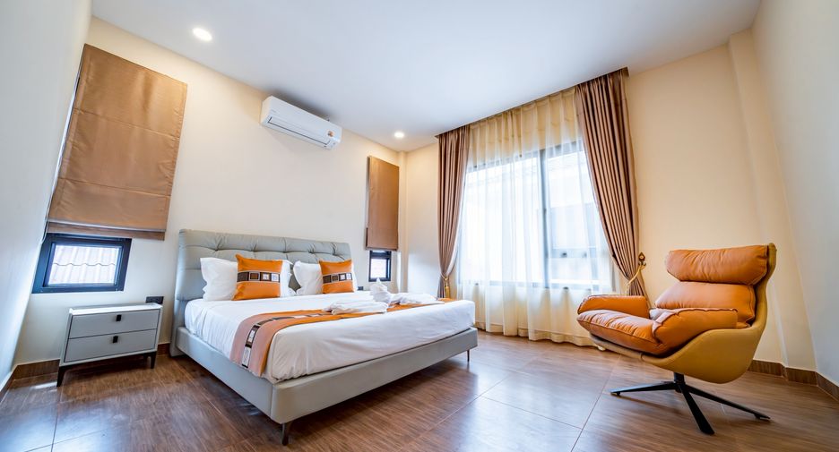 Casa en venta de 7 habitaciones en Bang Lamung, Chonburi