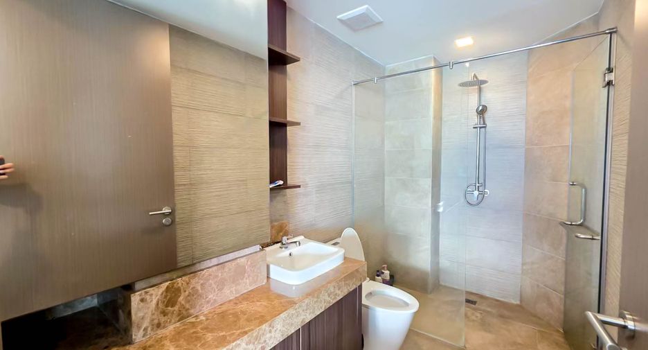 For sale 2 bedrooms condo in North Pattaya, Pattaya