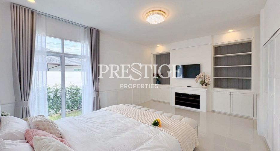 For sale 3 bedrooms house in East Pattaya, Pattaya