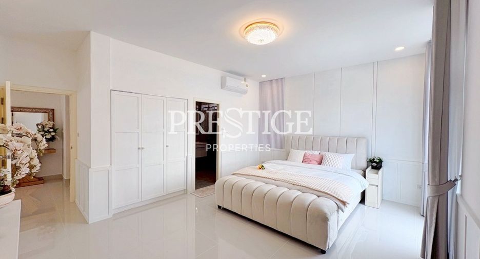 For sale 3 bedrooms house in East Pattaya, Pattaya