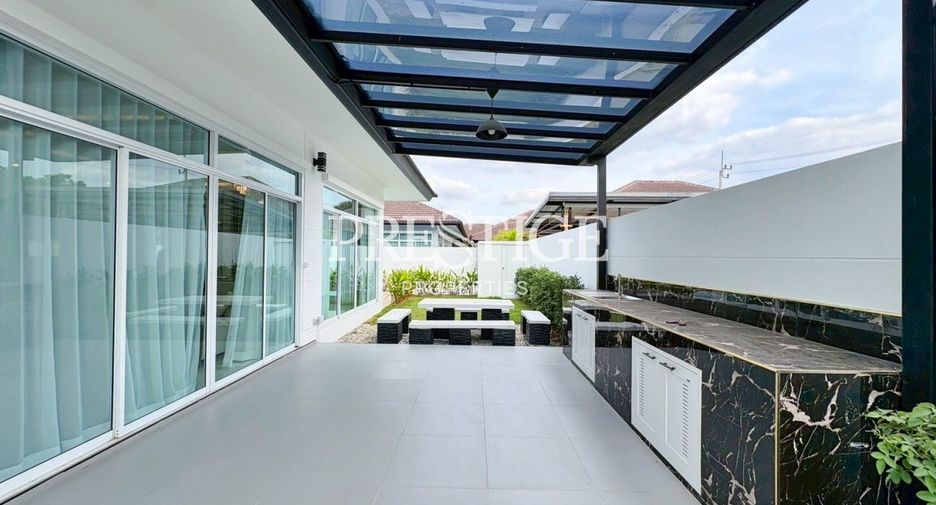 For sale 3 bedrooms house in East Pattaya, Pattaya