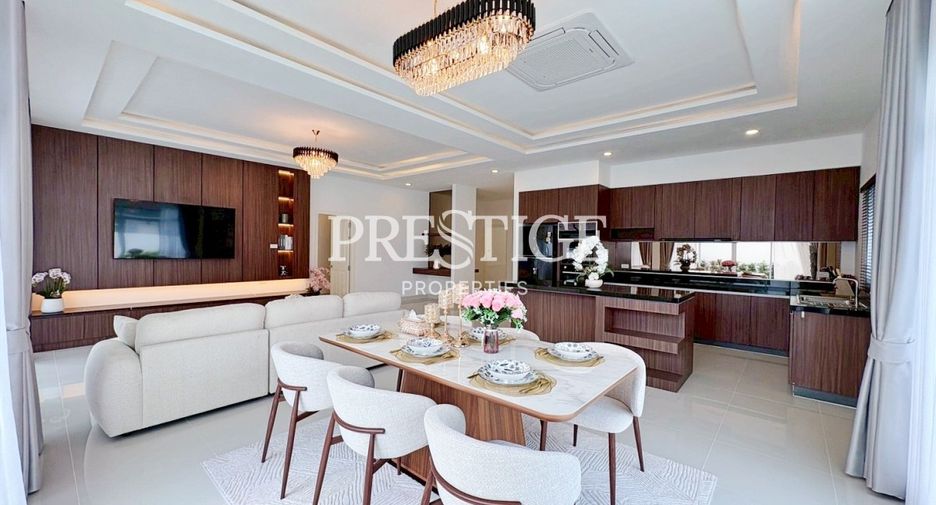 For sale 3 bedrooms house in East Pattaya, Pattaya