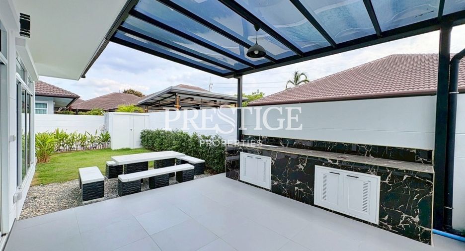 For sale 3 bedrooms house in East Pattaya, Pattaya