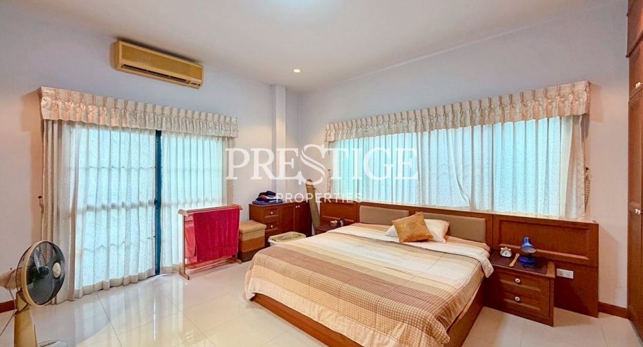 For sale 3 bedrooms house in Bang Lamung, Chonburi