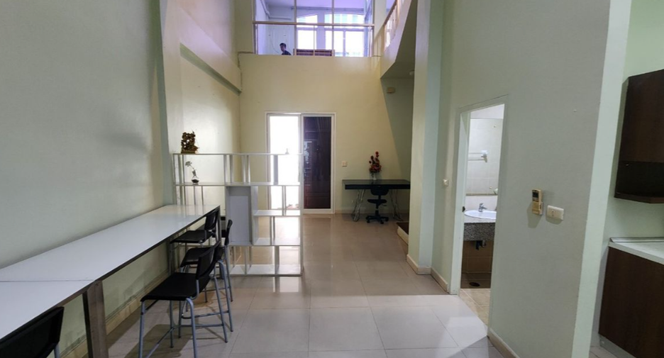 À vendre bureau à Bang Na, Bangkok
