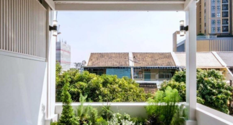 For sale office in Suan Luang, Bangkok