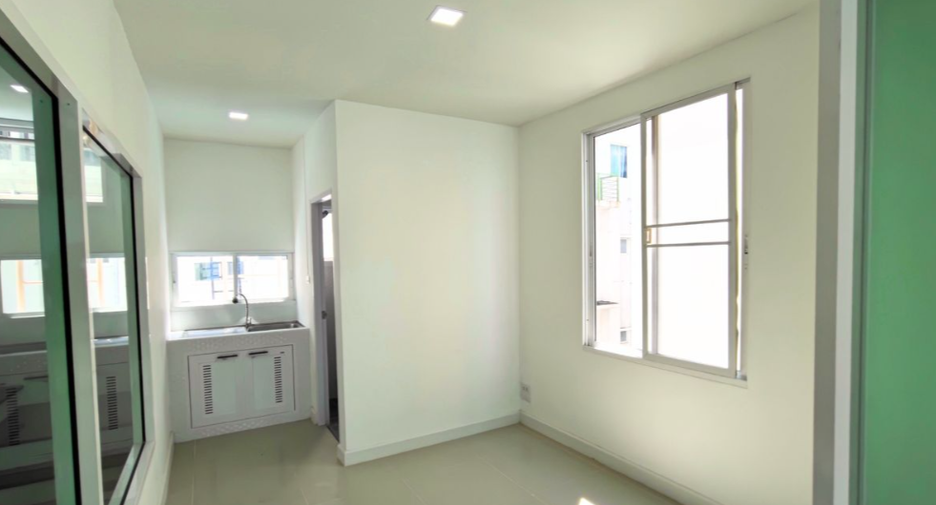 À vendre bureau à Lat Krabang, Bangkok
