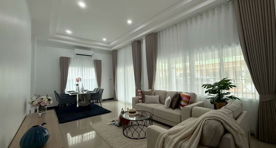 Haus zum Kauf mit 3 Zimmer in Bang Lamung, Chonburi