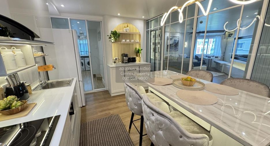 For rent 2 ベッドルーム condo in Yan Nawa, Bangkok